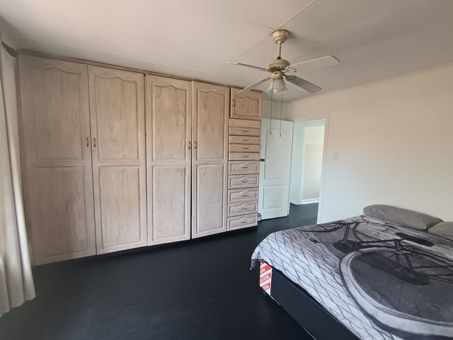 2 Bedroom Property for Sale in Hickmans River Eastern Cape